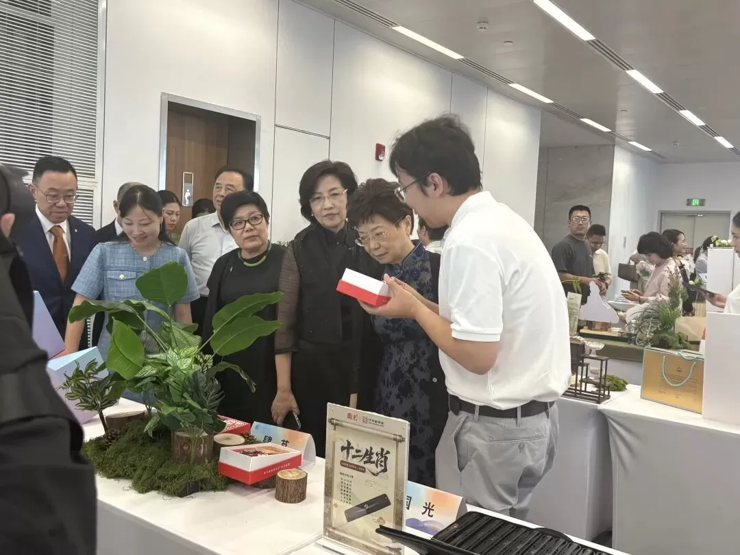 Sipeng Products Selected for ''2025 Shanghai Souvenirs'' Sipeng Products Selected for ''2025 Shanghai Souvenirs''